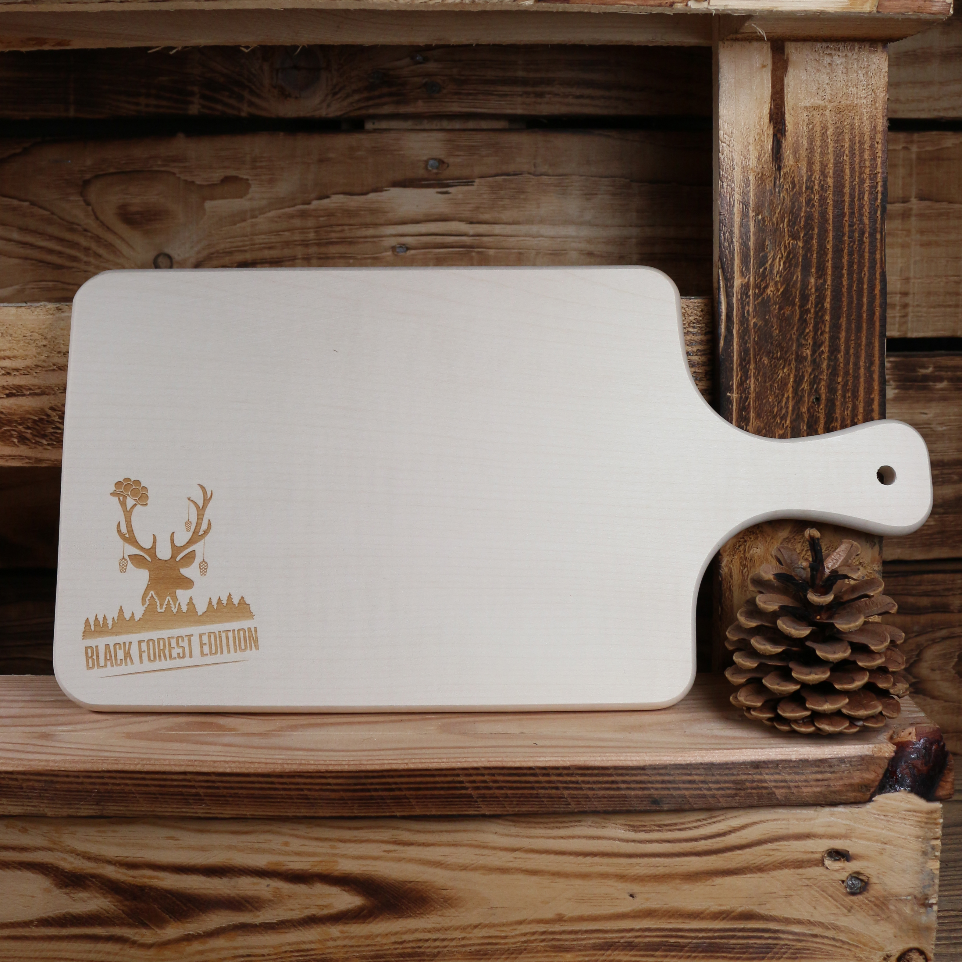 Brett mit Griff "Black forest"