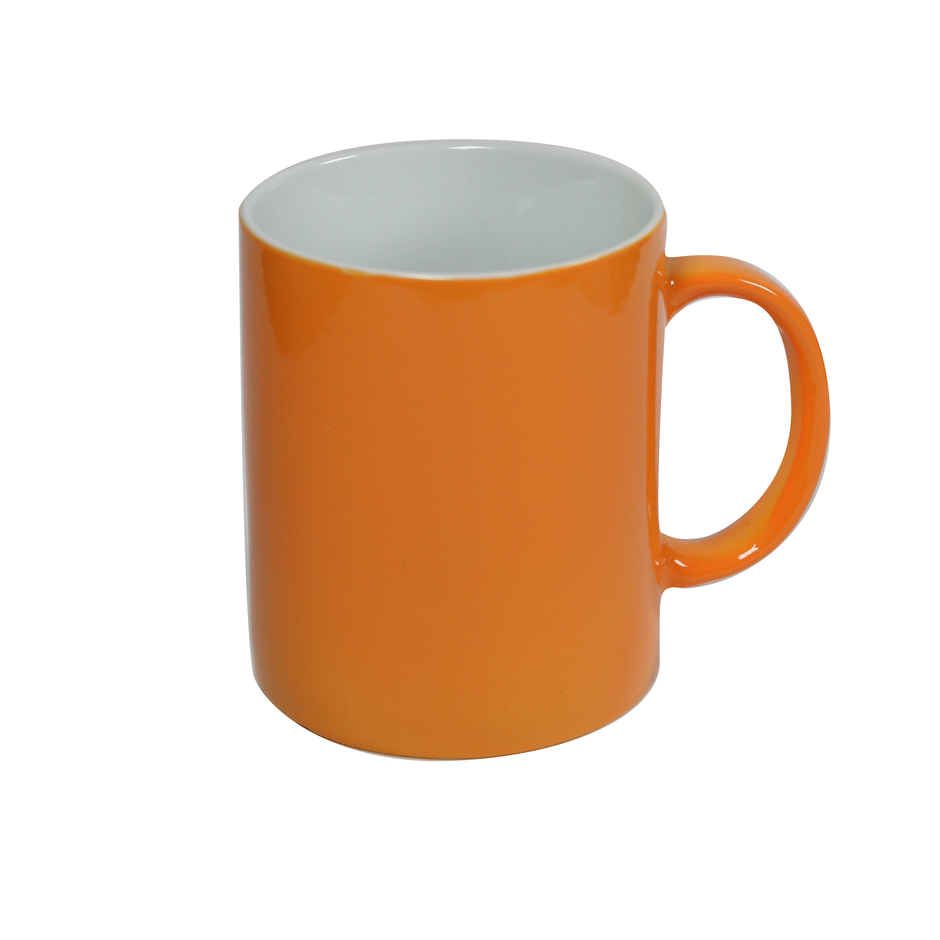 Gelbe Tasse mit weißer Innenseite